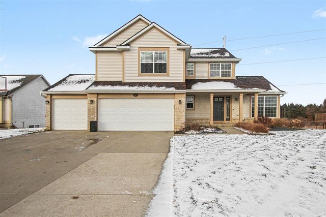 9479 Jack Pine Drive, West Olive, MI 49460