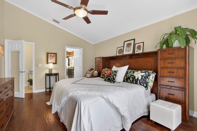 12 Wyndham Lane, Palm Beach Gardens, FL 33418