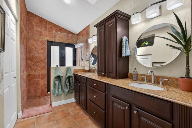 12 Wyndham Lane, Palm Beach Gardens, FL 33418