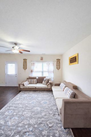 316 David Bolin Dr, La Vergne, TN 37086