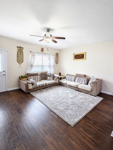 316 David Bolin Dr, La Vergne, TN 37086