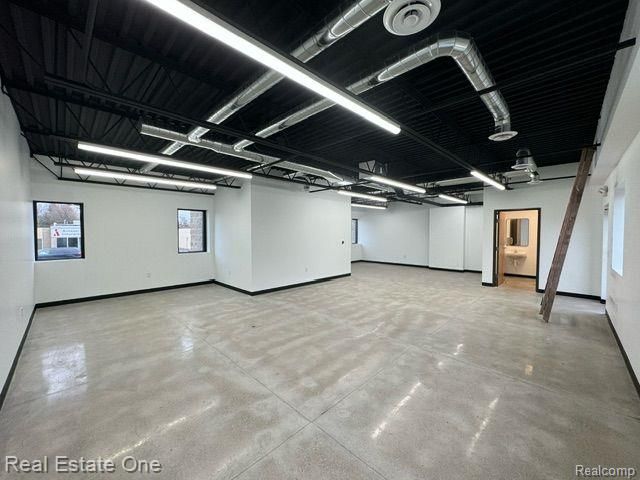 23422 Ford Road, Dearborn Heights, MI 48127