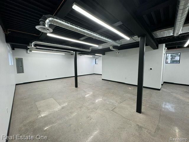 23422 Ford Road, Dearborn Heights, MI 48127