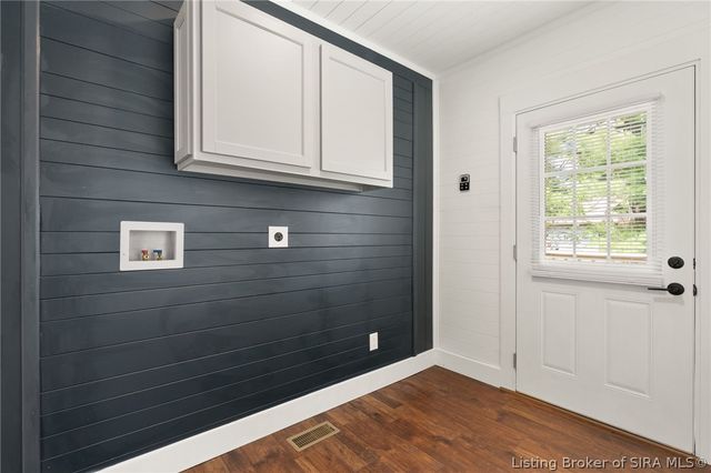 104 Cook Street, Corydon, IN 47112