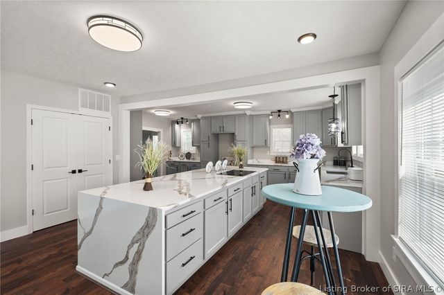 104 Cook Street, Corydon, IN 47112