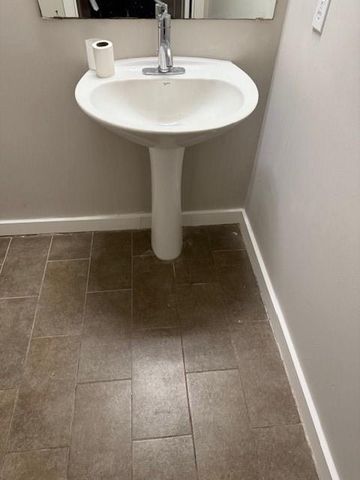 5925 Almeda 11408, Houston, TX 77004