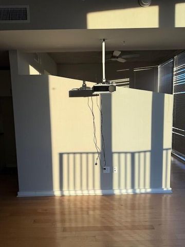 5925 Almeda 11408, Houston, TX 77004