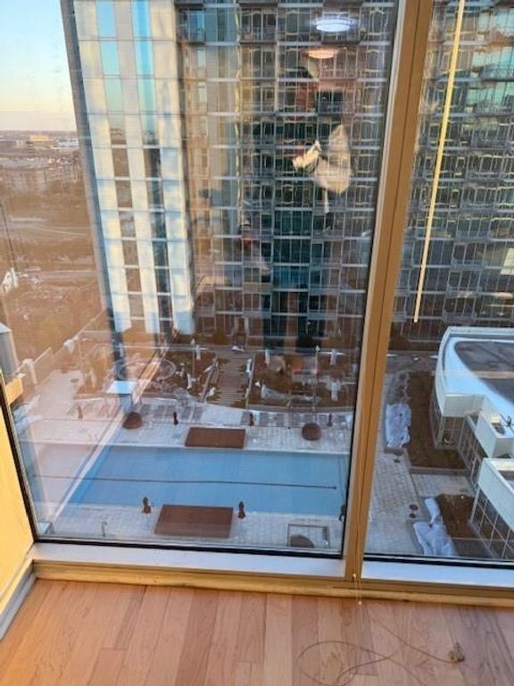 5925 Almeda 11408, Houston, TX 77004