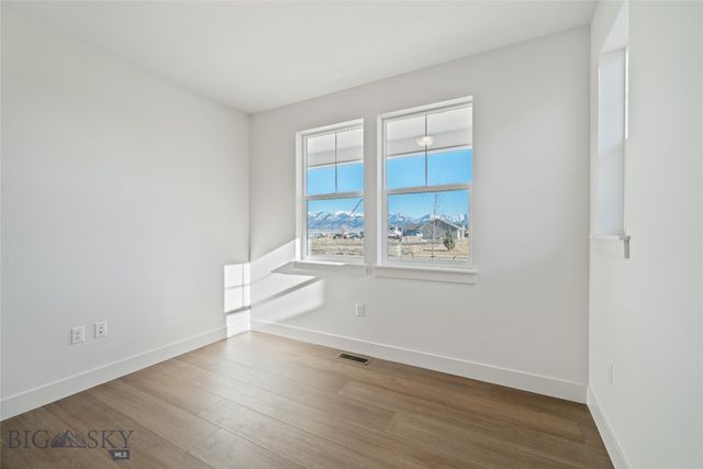 1540 Belle Starr Drive, Belgrade, MT 59714