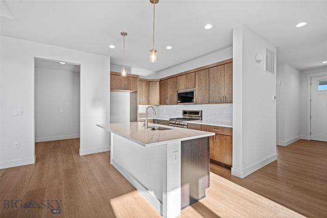 1540 Belle Starr Drive, Belgrade, MT 59714