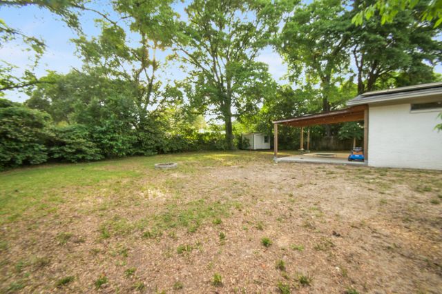 219 Pilgrim Avenue, Fort Walton Beach, FL 32547
