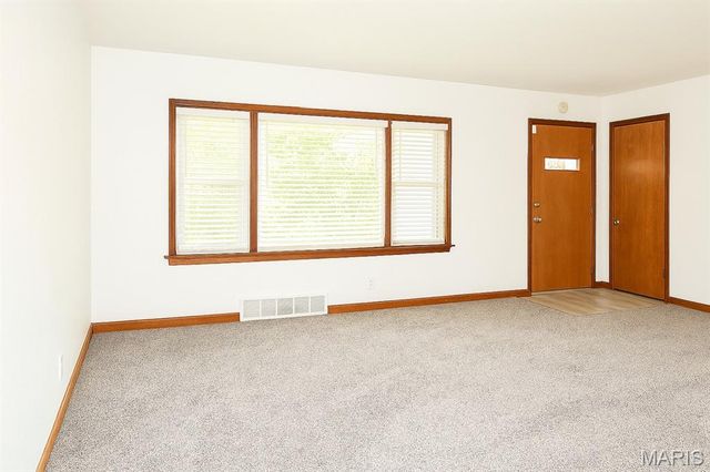 901 Fontaine Place, St Louis, MO 63137