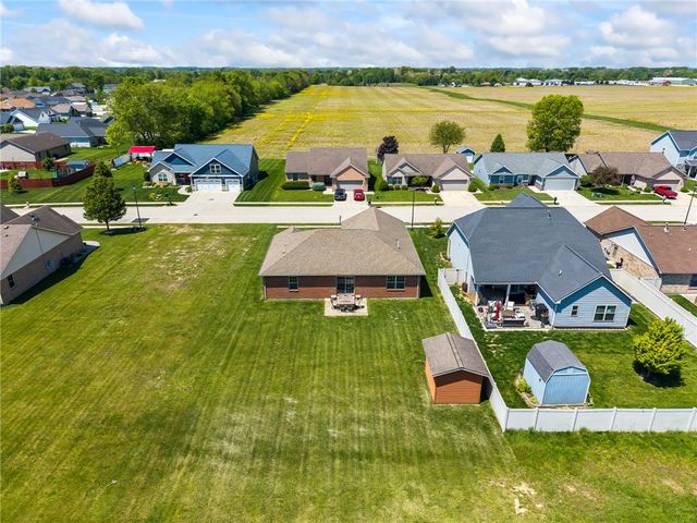 2317 Kiowa Court, Piqua, OH 45356