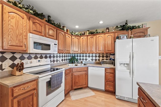 2317 Kiowa Court, Piqua, OH 45356