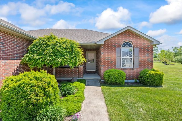 2317 Kiowa Court, Piqua, OH 45356