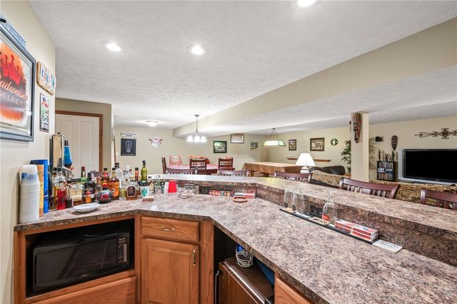 2317 Kiowa Court, Piqua, OH 45356