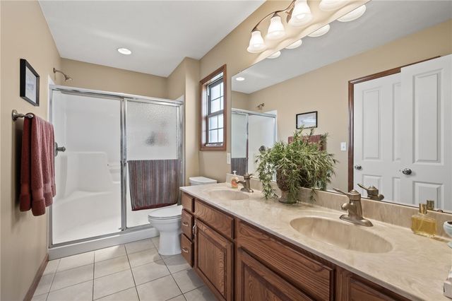 2317 Kiowa Court, Piqua, OH 45356