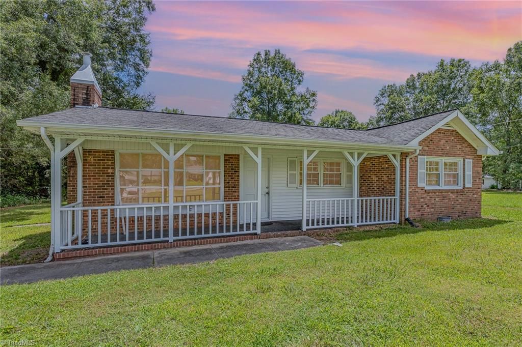 511 NC Highway 100, Whitsett, NC 27377