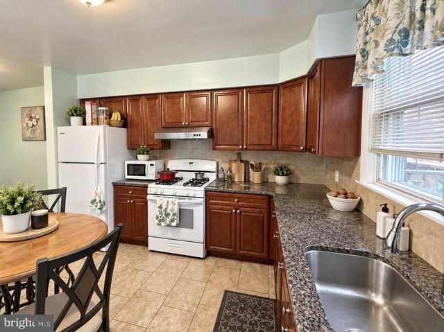 547 VAN KIRK ST, Philadelphia, PA 19120