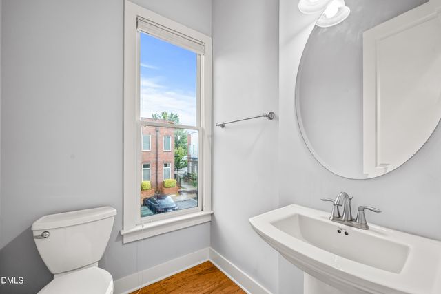 530 John Haywood Way 104, Raleigh, NC 27604