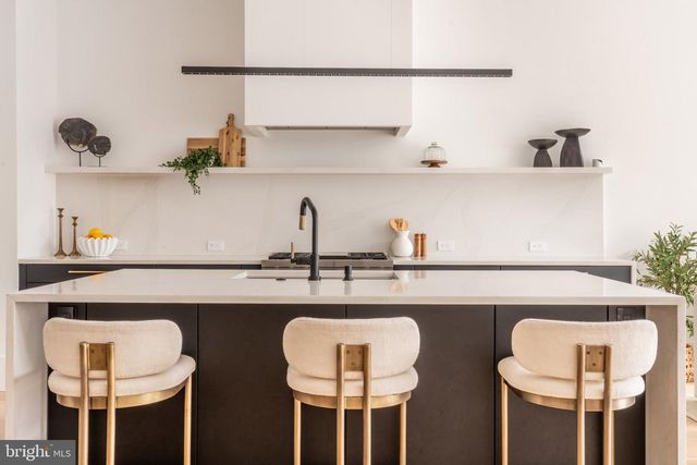 639 E ST SE, Washington, DC 20003