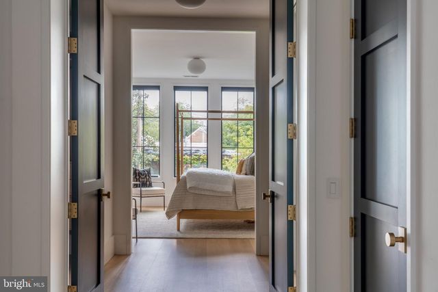 639 E ST SE, Washington, DC 20003