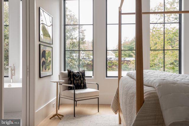 639 E ST SE, Washington, DC 20003