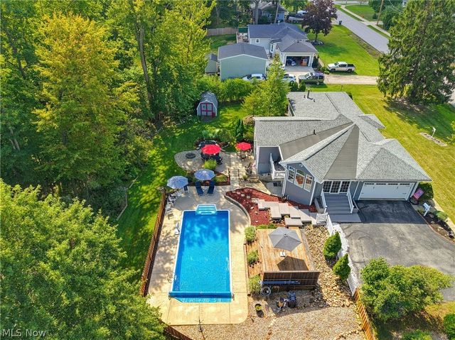 3855 Northview Drive, Stow, OH 44224