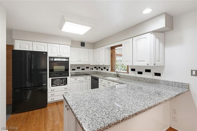 3855 Northview Drive, Stow, OH 44224