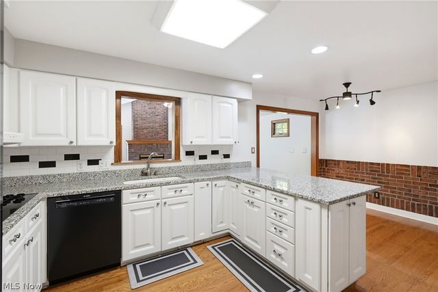 3855 Northview Drive, Stow, OH 44224