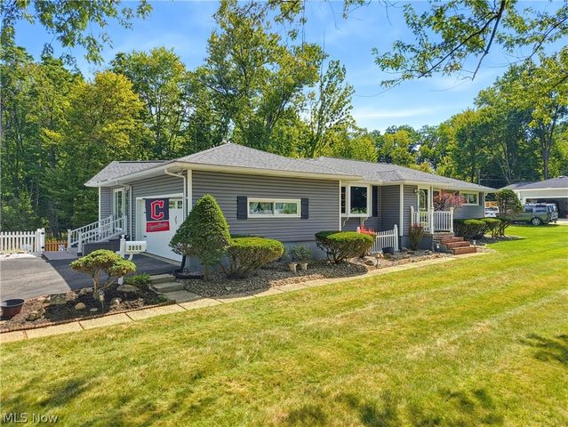 3855 Northview Drive, Stow, OH 44224