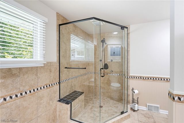 3855 Northview Drive, Stow, OH 44224
