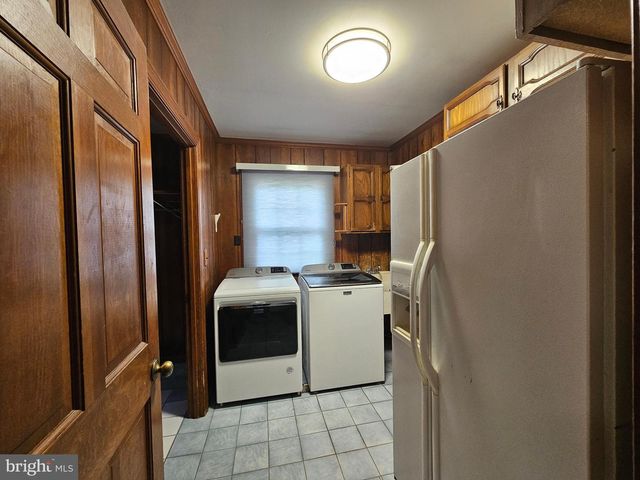 8300 ROBIN HOOD DR, Salisbury, MD 21804