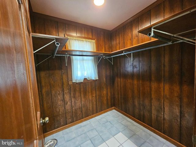 8300 ROBIN HOOD DR, Salisbury, MD 21804