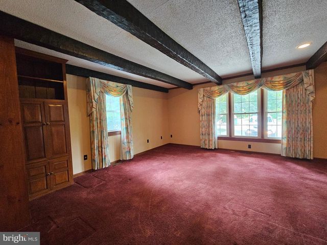 8300 ROBIN HOOD DR, Salisbury, MD 21804