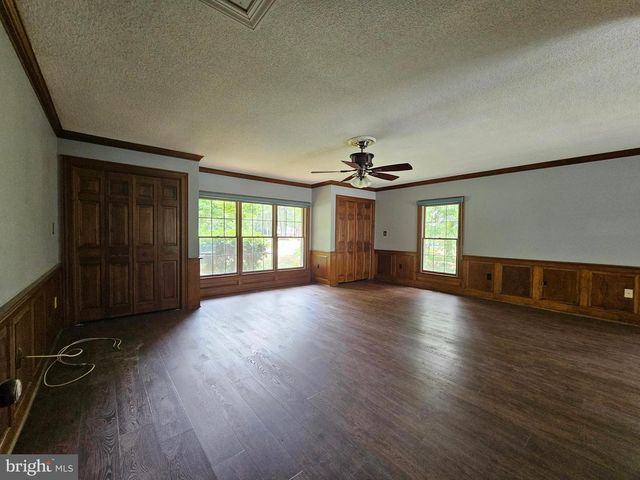 8300 ROBIN HOOD DR, Salisbury, MD 21804