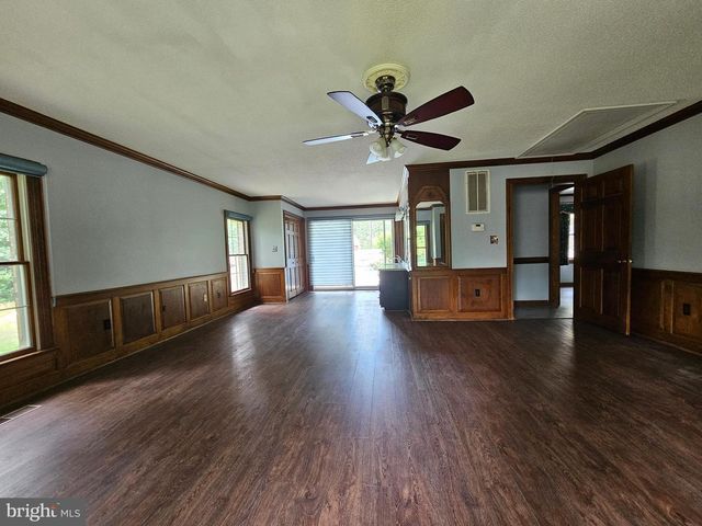 8300 ROBIN HOOD DR, Salisbury, MD 21804