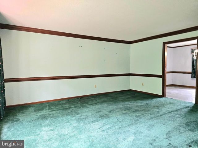 8300 ROBIN HOOD DR, Salisbury, MD 21804