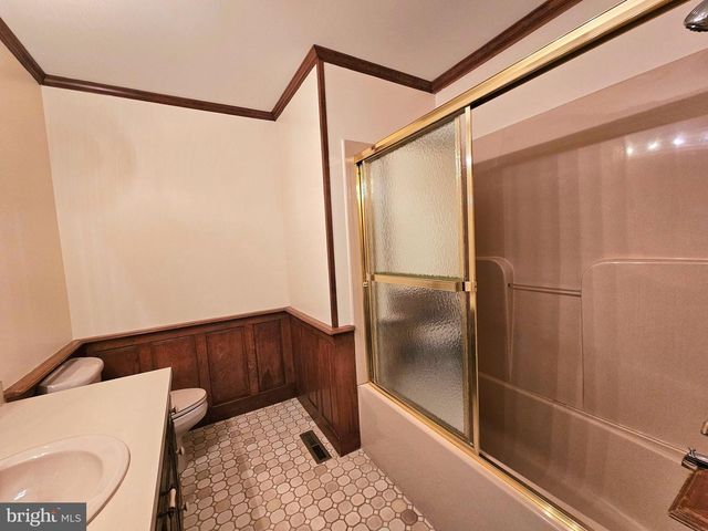8300 ROBIN HOOD DR, Salisbury, MD 21804