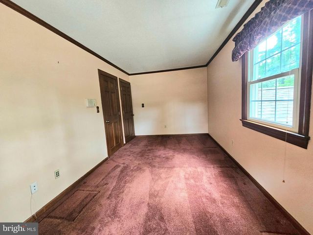 8300 ROBIN HOOD DR, Salisbury, MD 21804