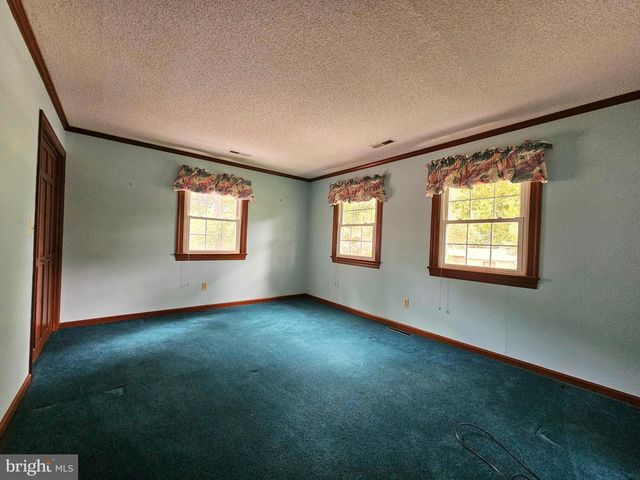 8300 ROBIN HOOD DR, Salisbury, MD 21804