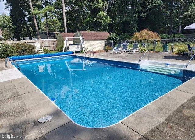 8300 ROBIN HOOD DR, Salisbury, MD 21804
