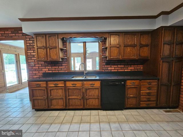 8300 ROBIN HOOD DR, Salisbury, MD 21804