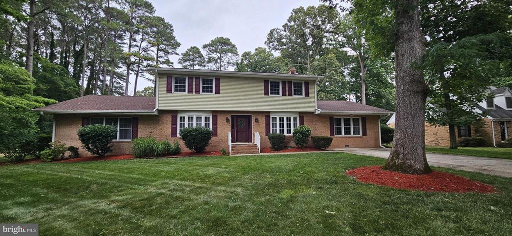 8300 ROBIN HOOD DR, Salisbury, MD 21804