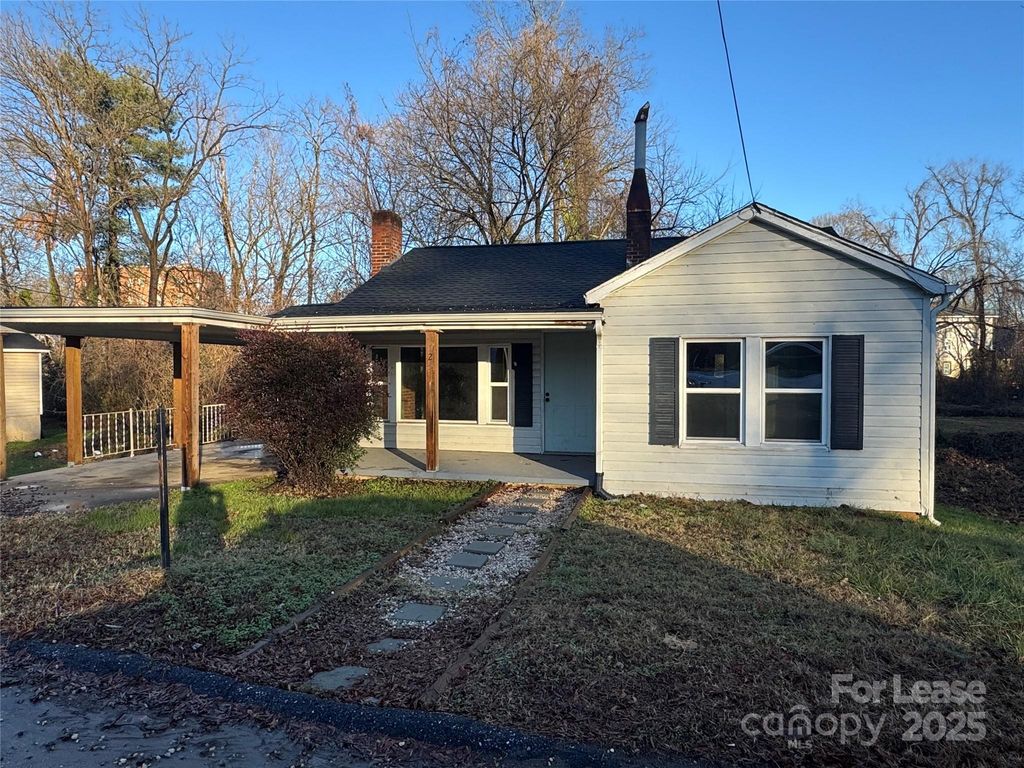 123 Lincoln Street, Statesville, NC 28677