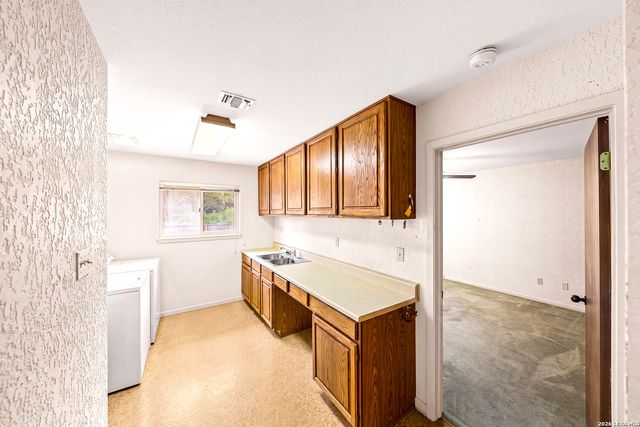 1818 PAISLEY ST, San Antonio, TX 78231