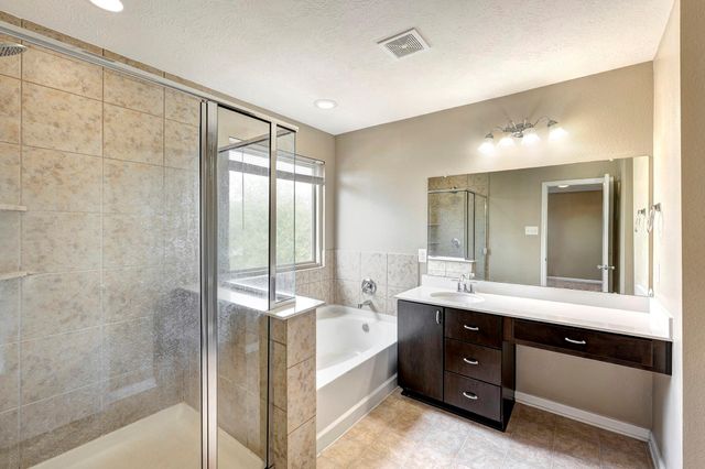 18953 Bobcat Path Court, Houston, TX 77073