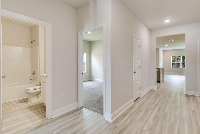 4958 Gaineswood Drive, Milton, FL 32583
