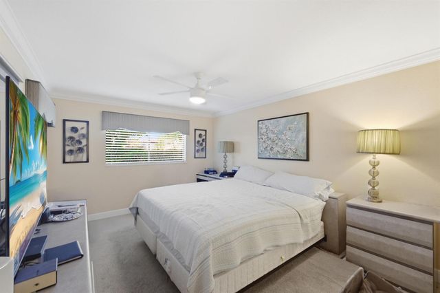 15301 Pembridge Avenue 44, Delray Beach, FL 33484