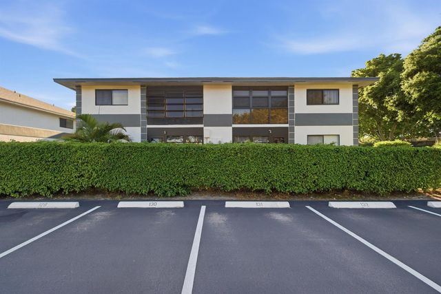 15301 Pembridge Avenue 44, Delray Beach, FL 33484